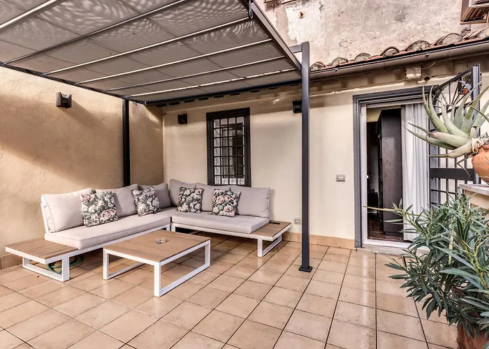 B&B only: Little Queen Suite