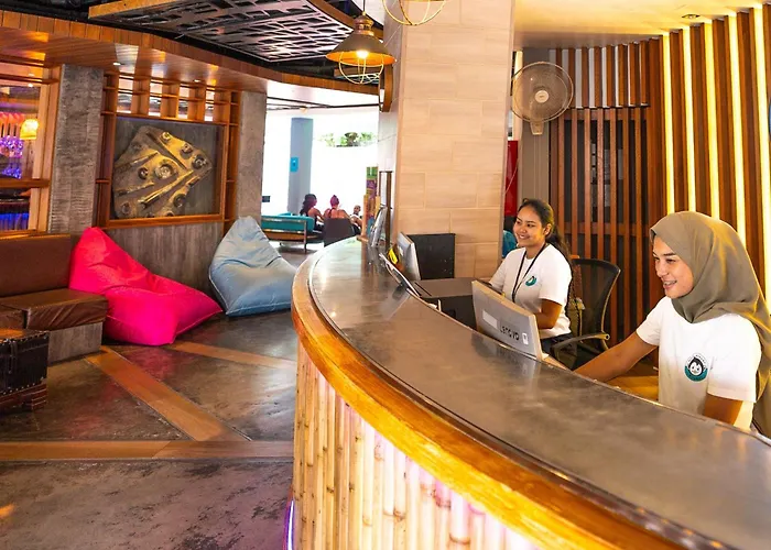 Hostel: Mad Monkey Phuket