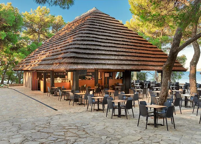 Romantisch hotel: Pine Beach Pakostane