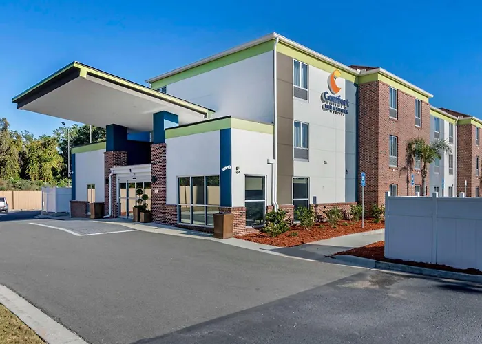 Family resorts Comfort Inn & Suites Brunswick I-95