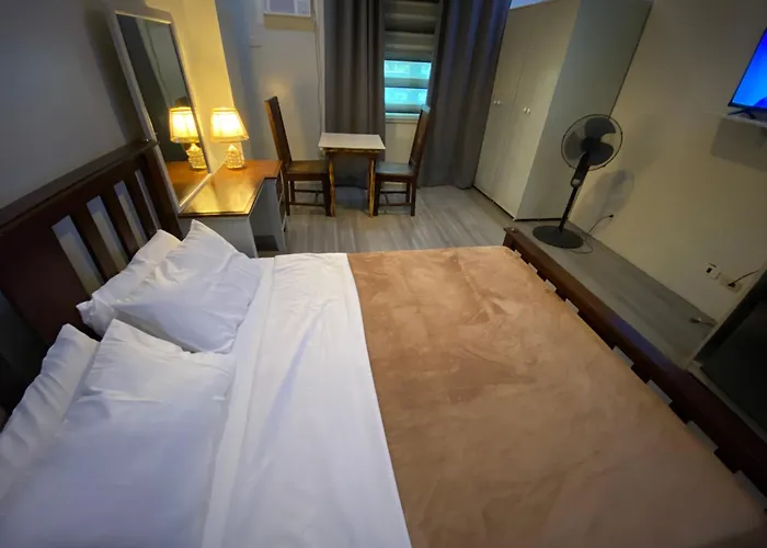 B&B only: Abe Lodge Taguig