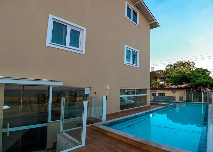 Hotel de luxo Apenas: Pousada Roberto Monteiro - Frente Mar