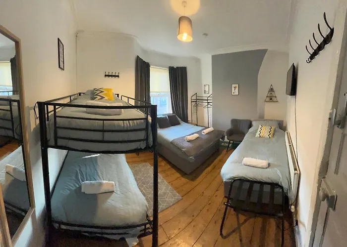 Rooms Anfield- 5 Mins From Lfc