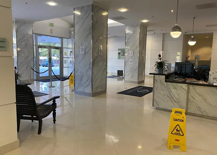 Hotel near College: Sunny Isles Condo Resort
