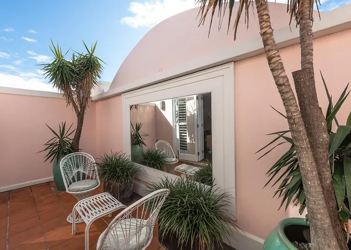 Beach hotel: Hotel Ravesis
