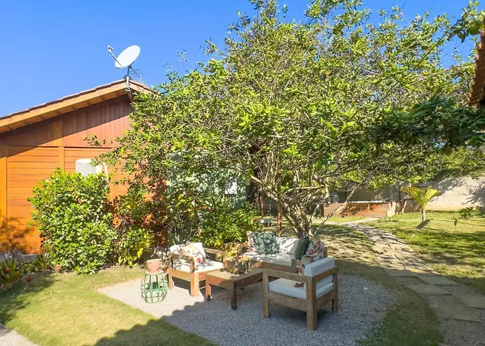 Pousada com piscina: Rancho Litoral Buzios