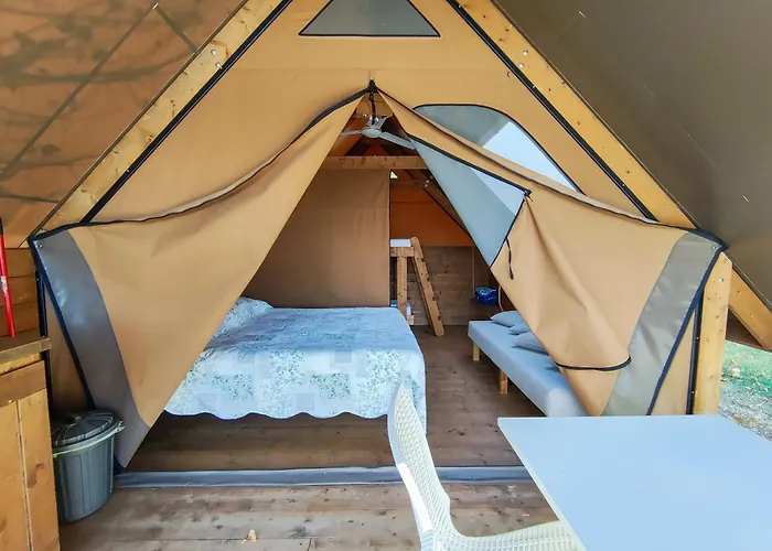 Poggio Imperiale Marche - Apartments&Glamping&Bubble Rooms