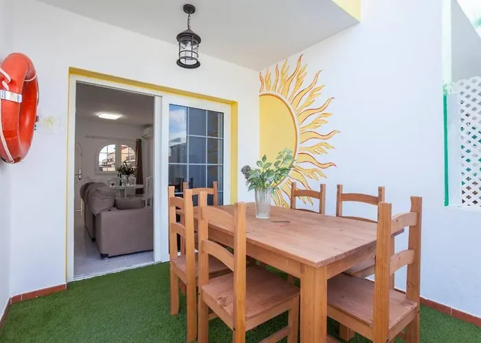 Privé villa: Villa Fuego At Galera Beach Boutique Art Villas By Amazzzing Travel