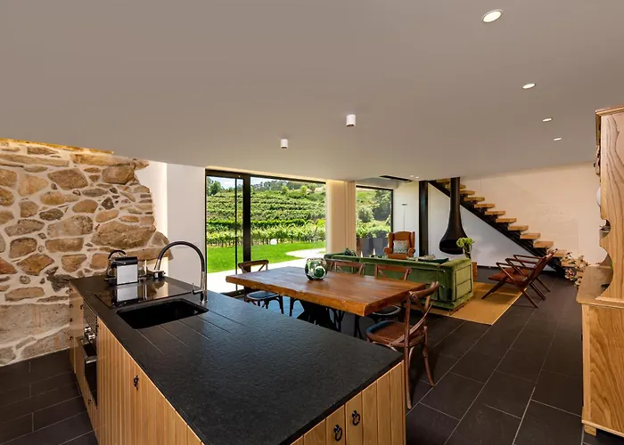 Alojamentos: Casas Casal De Nino