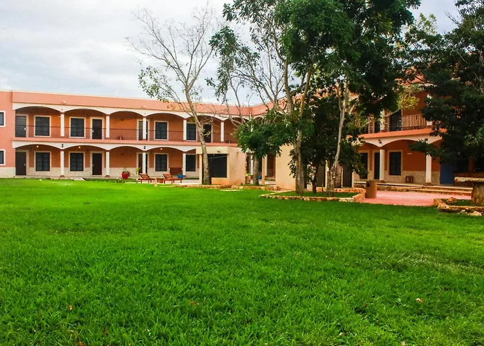  Los Frailes, Valladolid, Yucatan