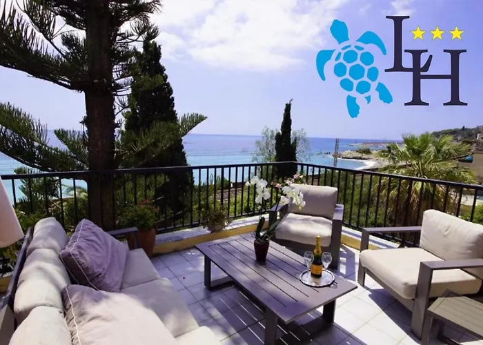 Hotel sulla spiaggia: Hotel Lora Rda Luxury