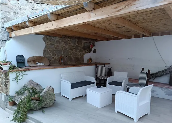 Hotel familiare: Bed And Breakfast Murales Orgosolo