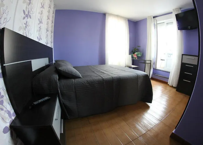 Сity center hotels Pr Plaza De Galicia