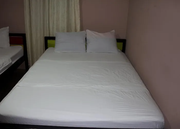 Hôtel de l'aéroport: Hotel La Castella