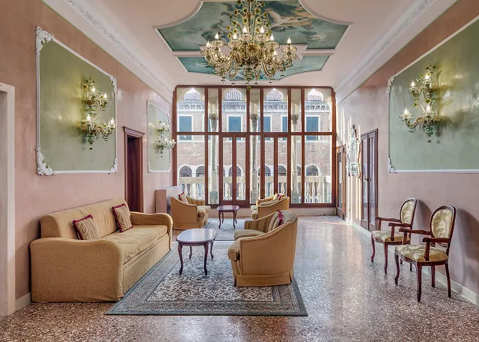 Hotel 3 stelle: Hotel Pausania