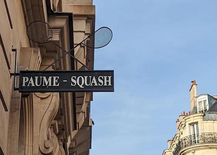 Hôtel pour familles: Les Suites Cinabre