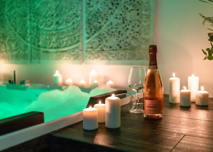  Nest House & Relax