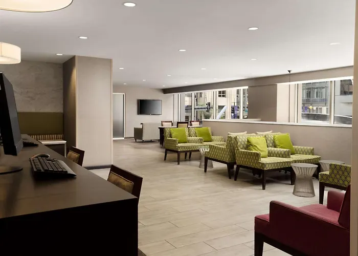 3 star hotel: Homewood Suites By Hilton Chicago Downtown - Magnificent Mile