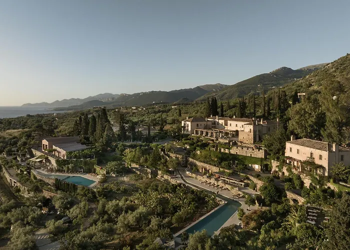 Jacuzzi hotel: Kinsterna Hotel