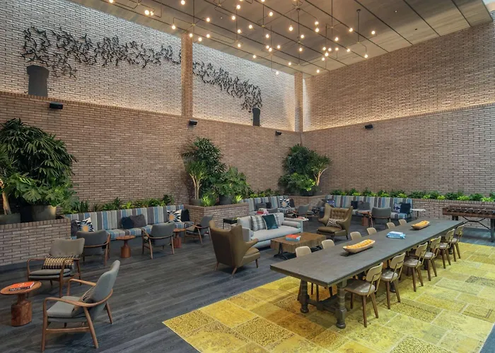 Hotels With Four Stars Canopy By Hilton Portland Pearl District