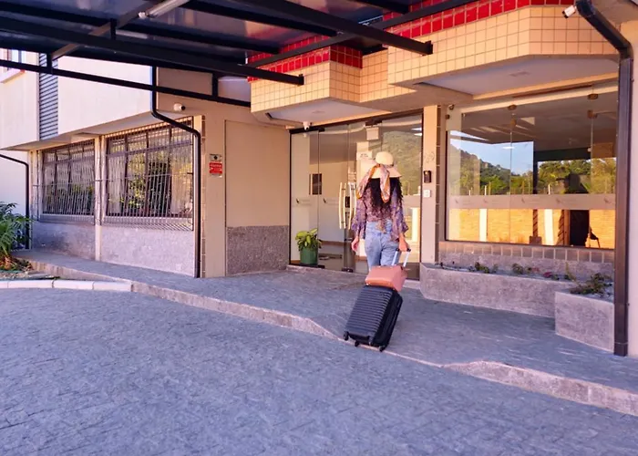 Verdes Pássaros Apart Hotel