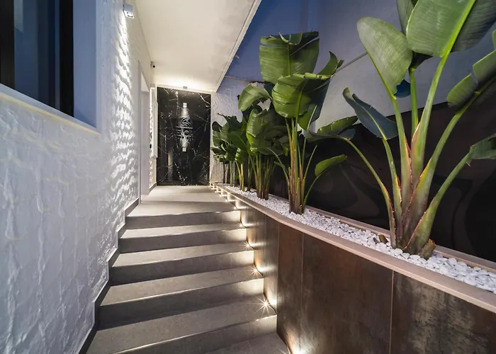 The Cave Suites Spa