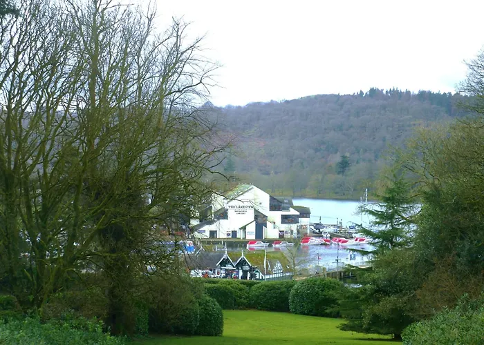Guest house: Bowness Bay Suites (Adults Only)