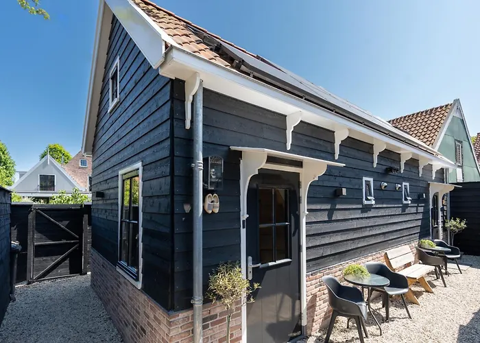 Luxury s Monnickendam
