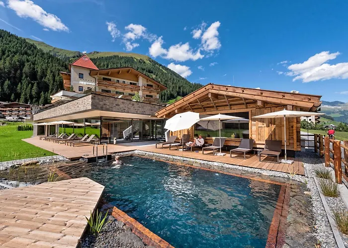  Alpinhotel Berghaus Spa