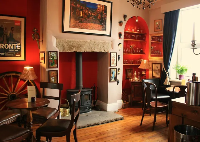 Old Registry Guest House