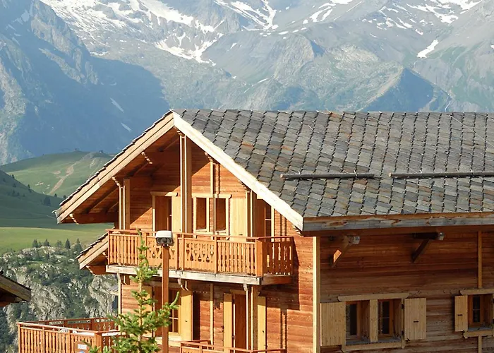 Madame Vacances Les Chalets de l'Altiport