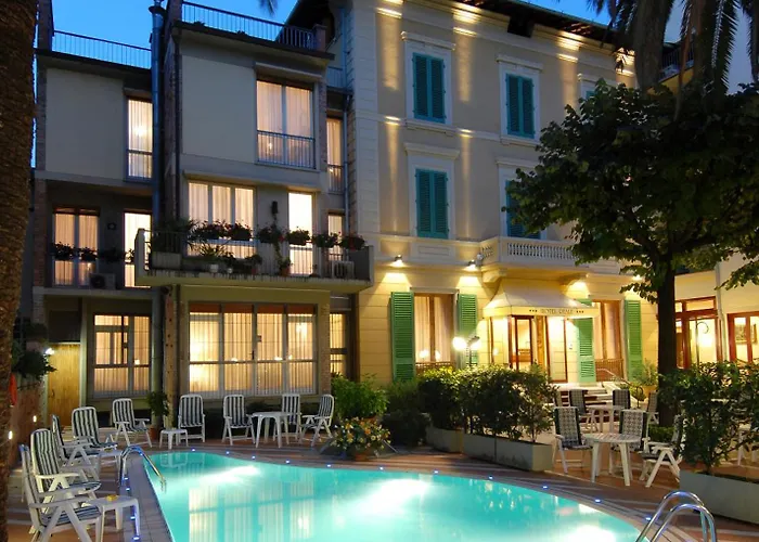 Cheap hotel: Hotel Reale