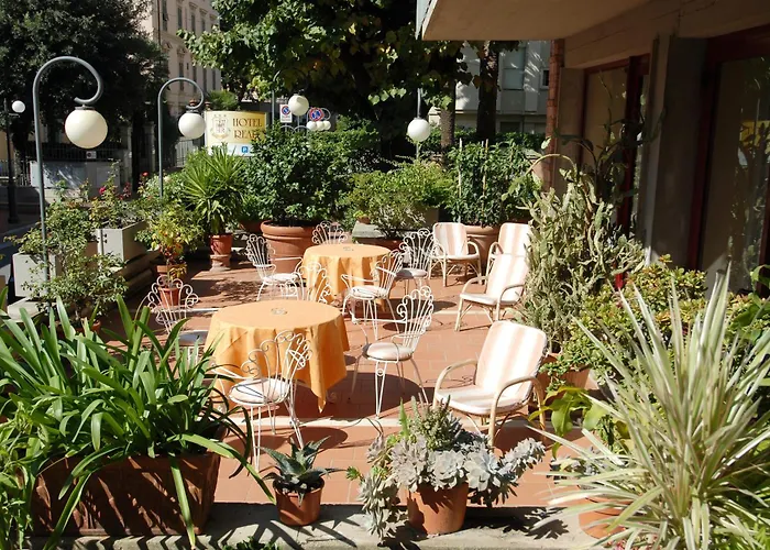 Cheap hotel: Hotel Reale