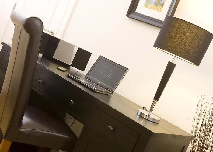 Apartments Inverness City Suites