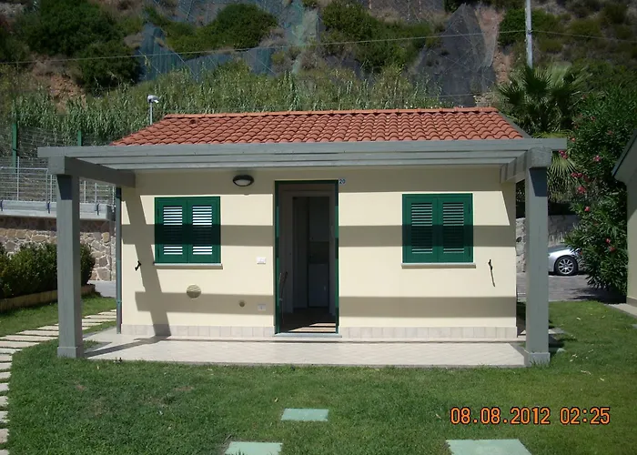 Hotel 4 stelle: Residence Baia La Ruota