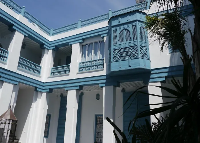 Riad Le Perroquet Bleu Suites & Spa