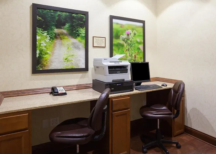 Cheap hotels Country Inn & Suites By Radisson, Minot, Nd