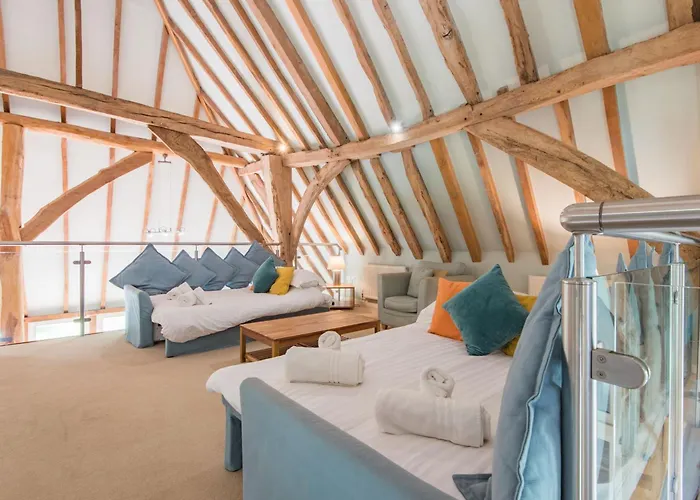 Great Higham Barn Complex By Bloom Stays
