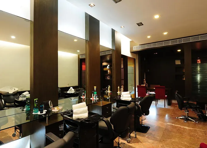 Family Hotel: Fariyas Resort Lonavala