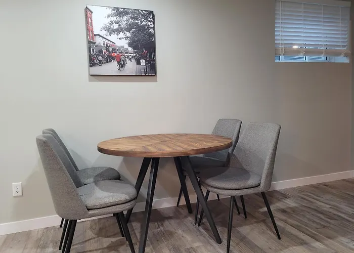 Hotels With Four Stars Boardwalk Homes - Executive Guest Rooms & Townhomes