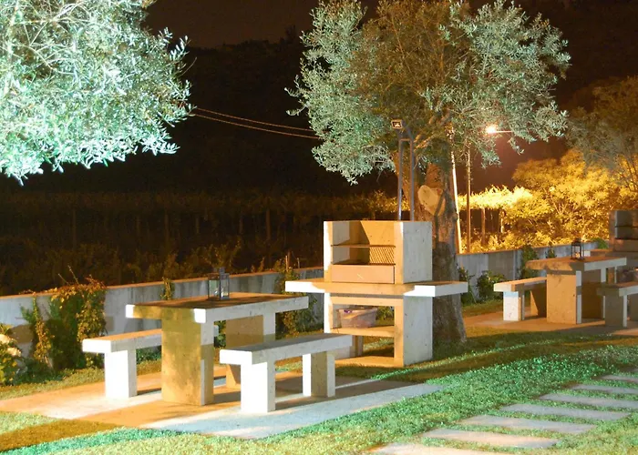 Alojamentos: Casa Do Carvalho - Ponte De Lima