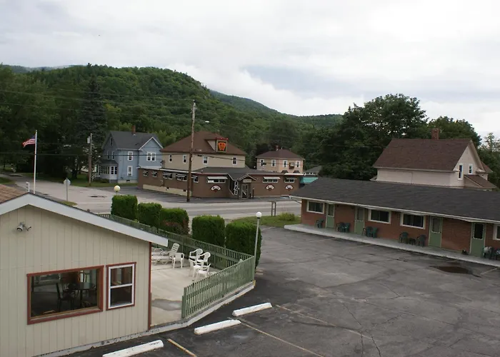 Motel: Northern Peaks Motor Inn