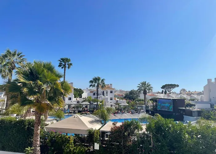 Hotel: Apartamentos Honorio - Pool And Garden