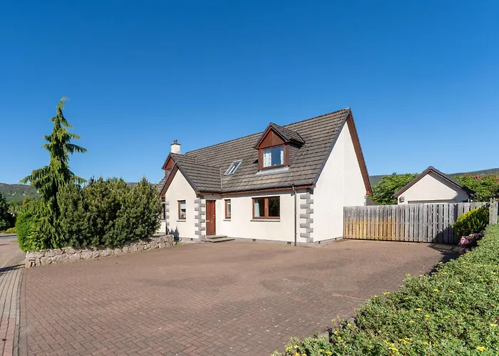 Villa: Villa Craigmore Lodge By Interhome