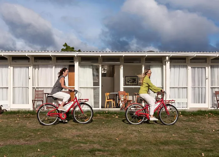 Riverfront Motel & Restaurant