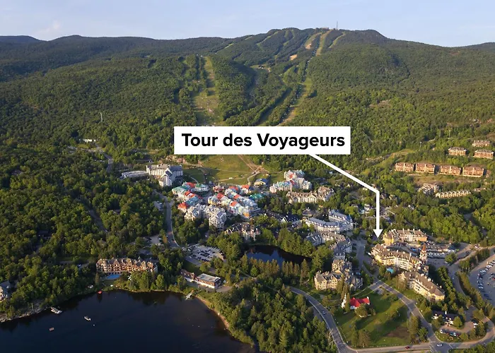 Hot Tub in Room La Tour Des Voyageurs II