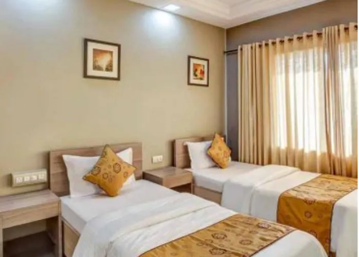 Family Hotel: Ashok Deluxe Apartments, Marol Andheri East