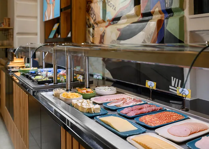 Cheap hotel: T62 Hotel