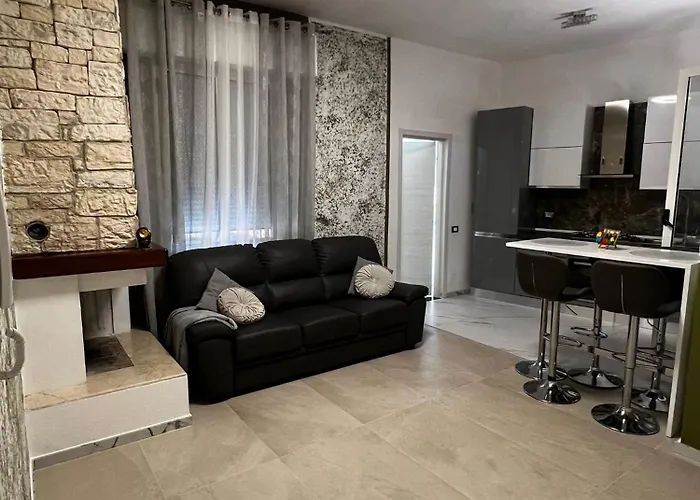 Hotel familiare: La nuova casa