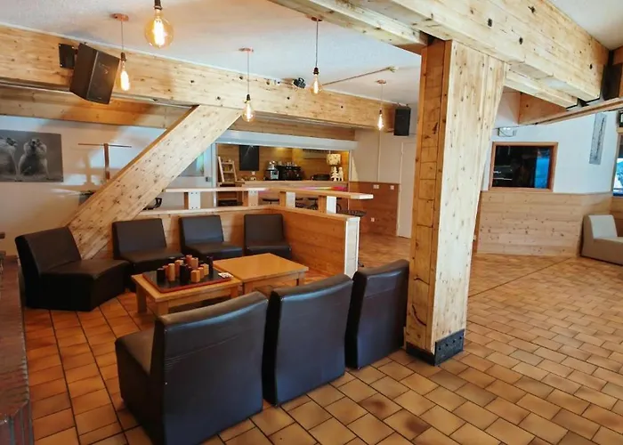 Le Chalet Du Ticou